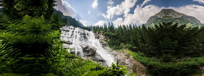 Trip Austria - imposantes Naturschauspiel & Energiequelle in Österreich | beeindruckende, imposante Wasserfälle sind beruhigend & bringen Abkühlung an Sommertagen